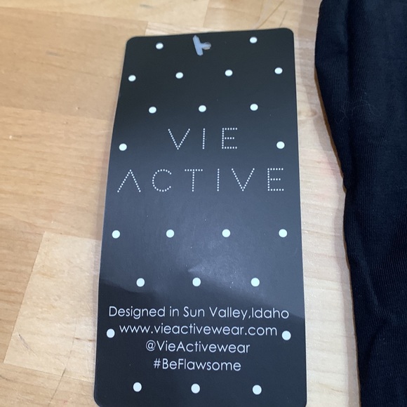 Vie Active black XL Tally Tank. Super soft. NWT. Yoga Club. - Picture 4 of 6